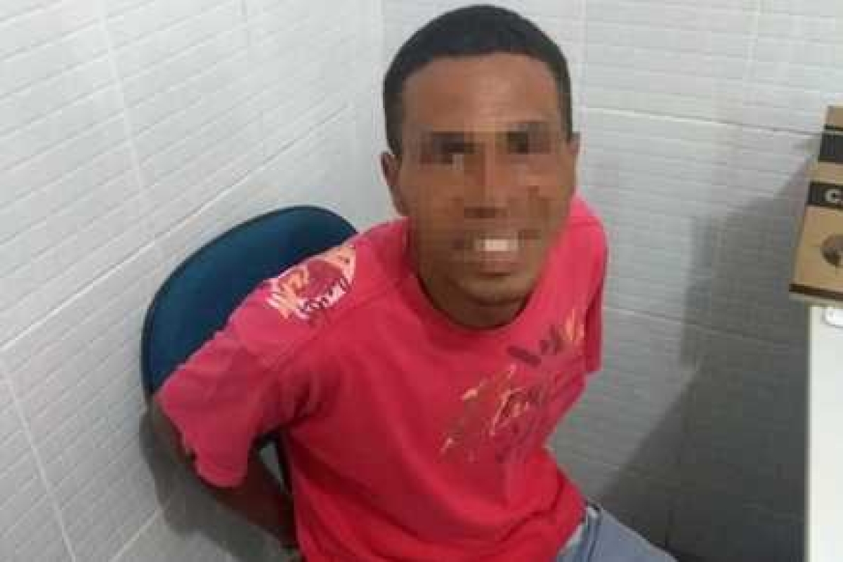 Polícia Militar cumpre mandado de prisão no Siqueira Campos (Foto: PM/SE)
