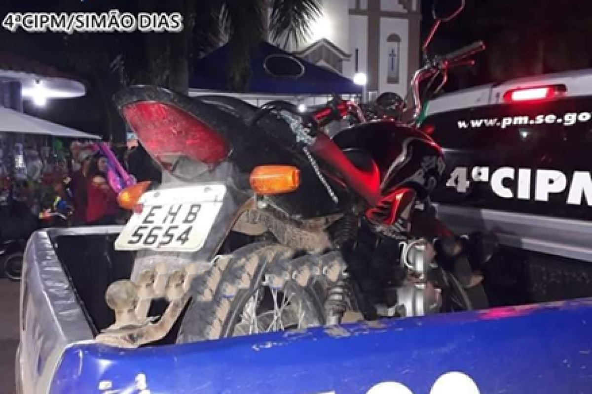 PM recupera motocicleta com suspeita de ser clonada em Simão Dias (Foto: Assessoria PM/SE)