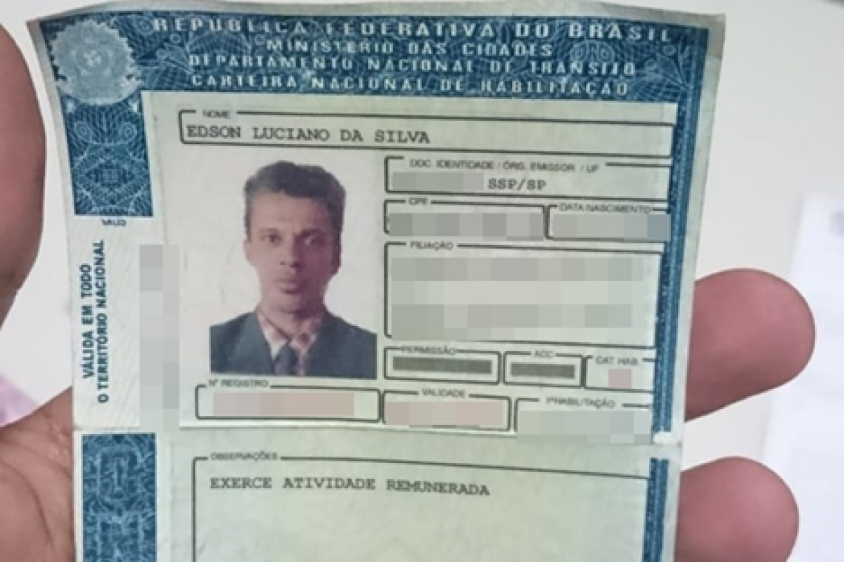 PM pende homem com CNH falsa na Barra dos Coqueiros (Foto: Assessoria PM/SE)