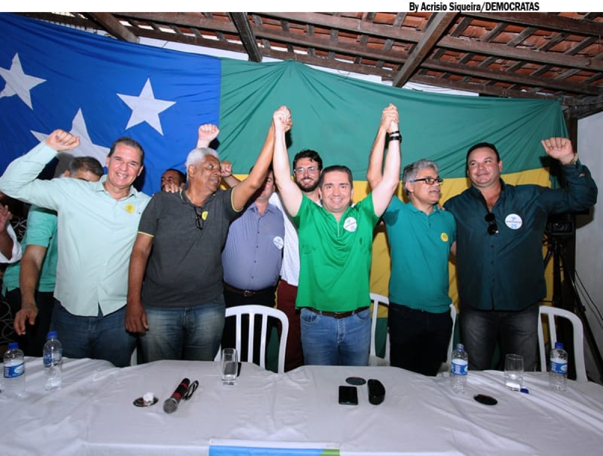 Mendonça Prado confirma chapa com PV e PRTB (Foto: Acrísio Siqueira/ Democratas)
