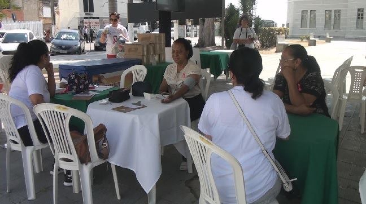 Médicos voltam a protestar contra Prefeitura de Aracaju e aguardam decisão da Justiça (Imagem: Reprodução de vídeo/ Portal Infonet)