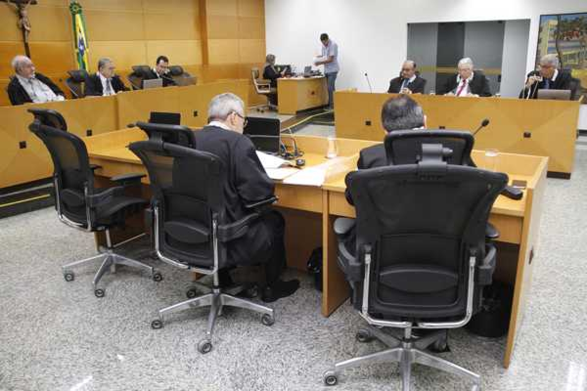 Pagamento de gratificações sem base legal motiva punição do TCE/Sergipe a ex-prefeito de Umbaúba (Foto: TCE/SE)