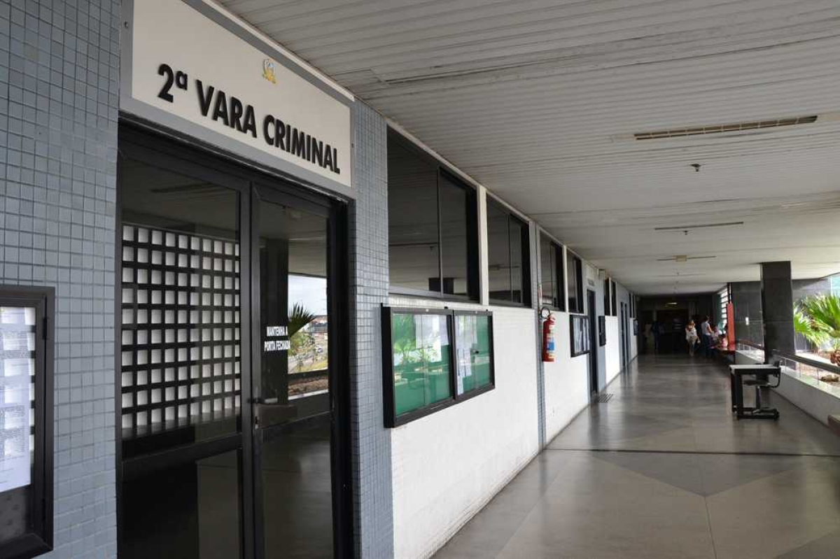 Testemunhas de acusação são ouvidas no Fórum de Aracaju (Foto: Portal Infonet)