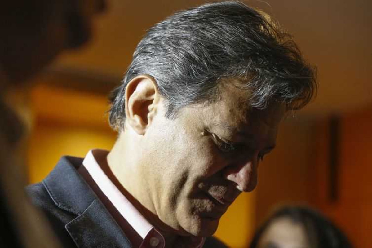 O candidato à Presidência pelo PT, Fernando Haddad, encontrou-se com o cardeal arcebispo do Rio de Janeiro, dom Orani Tempesta (Foto: Tânia Rêgo/ Agência Brasil)