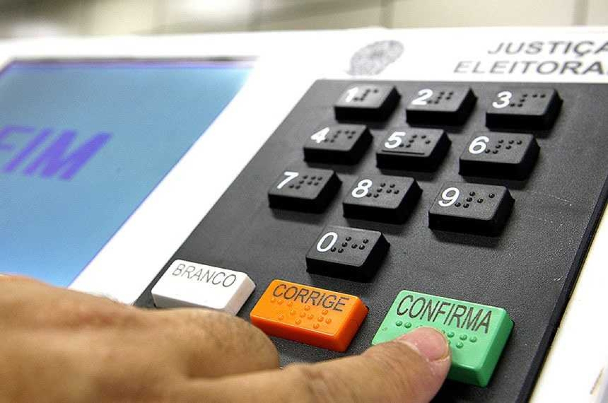 Milhares de pessoas decidiram anular o voto (Foto: Nelson Jr./ TSE)