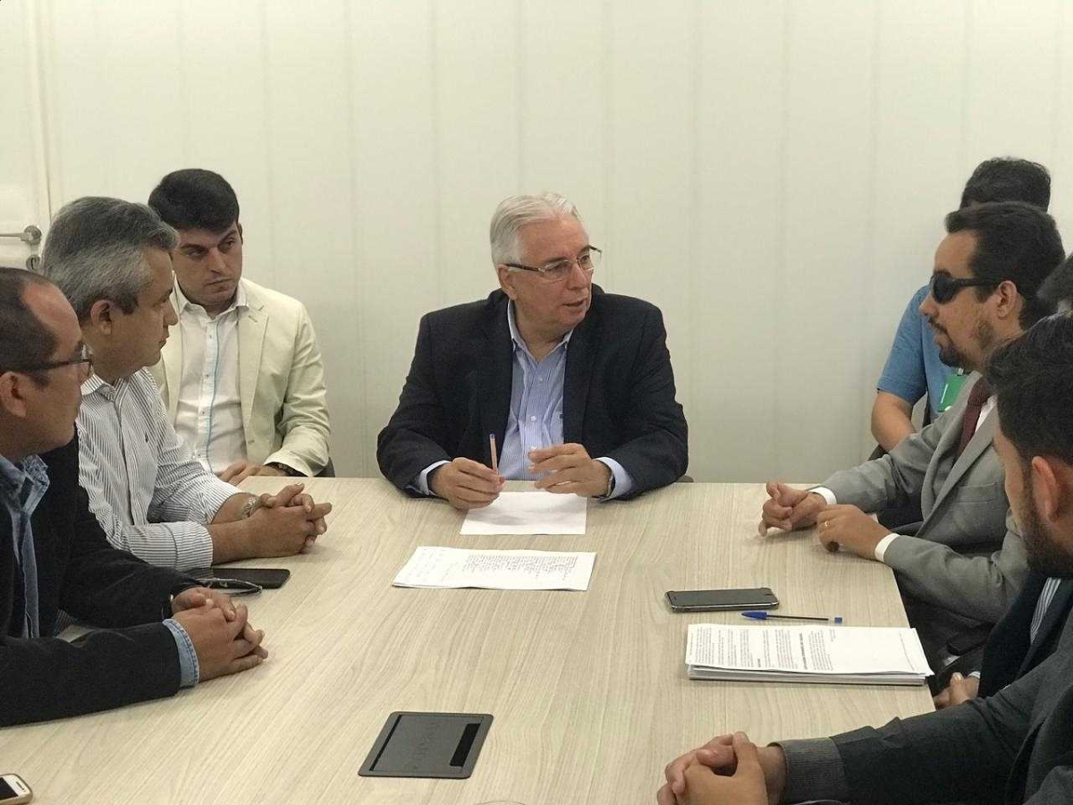 Lucas Aribé pede apoio do TCE/Sergipe para que a Prefeitura de Aracaju pague o cachê dos músicos do Forró Caju (Foto: Assessoria Lucas Aribé)
