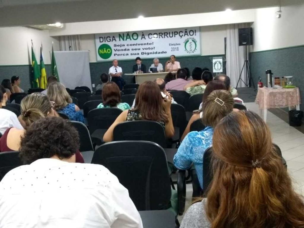 Assembleia ocorreu nesta terça (Foto: Sindimed)
