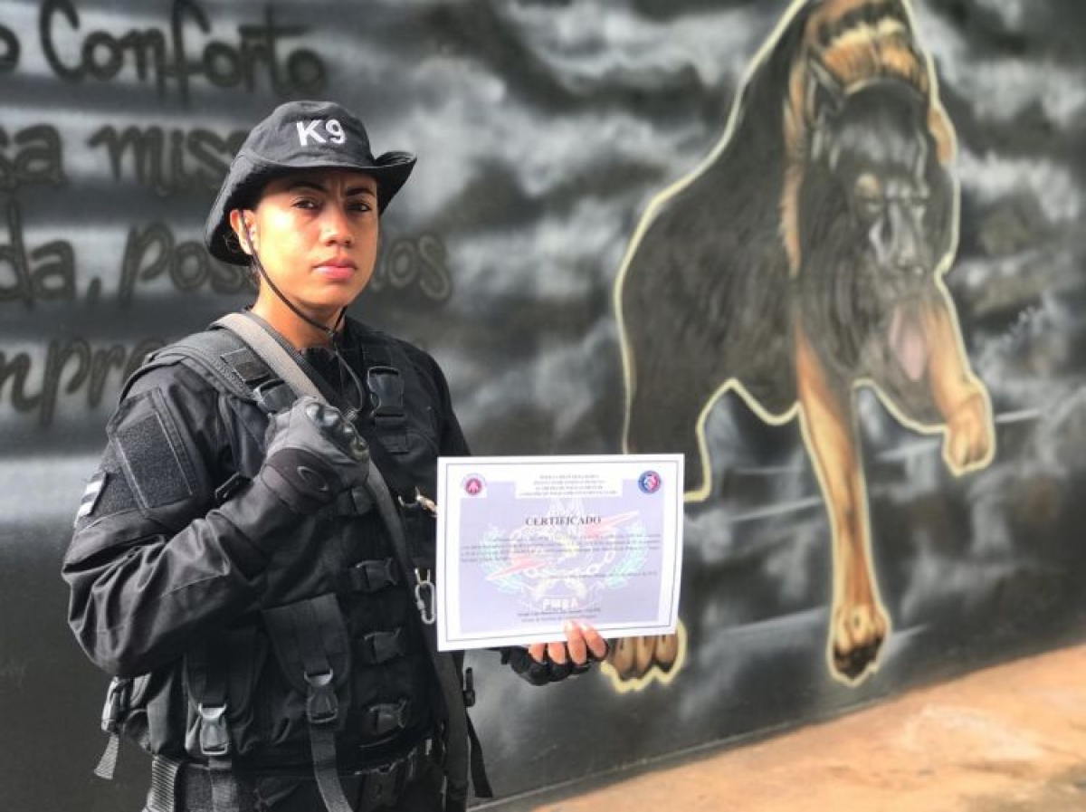 Policial civil do Gerb conclui curso de operações com cães na Bahia (Foto: PM/BA)