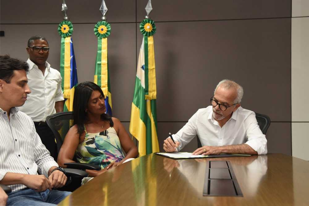 Edvaldo Nogueira viaja a Europa para Congresso sobre Cidades Inteligentes. Eliane assume Prefeitura de Aracaju (Foto: Ana Lícia Menezes/ PMA)