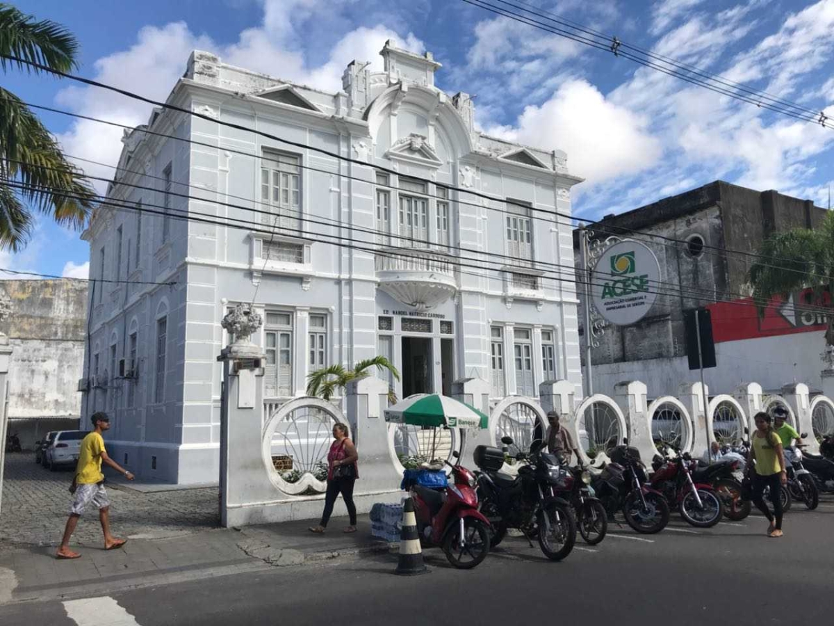 Associação Comercial e Empresarial de Sergipe se posiciona contra ponto facultativo (Foto: Acese)