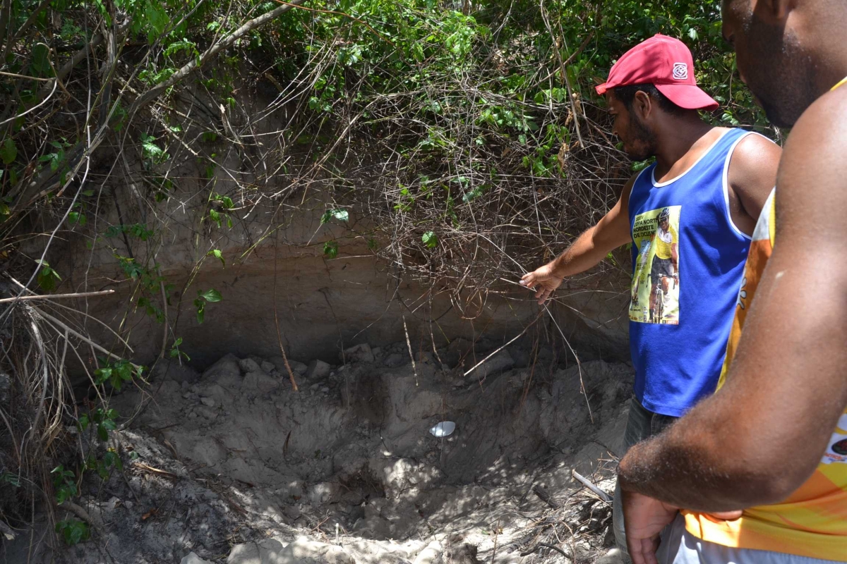 Local onde o carroceiro morreu (Foto: Portal Infonet)