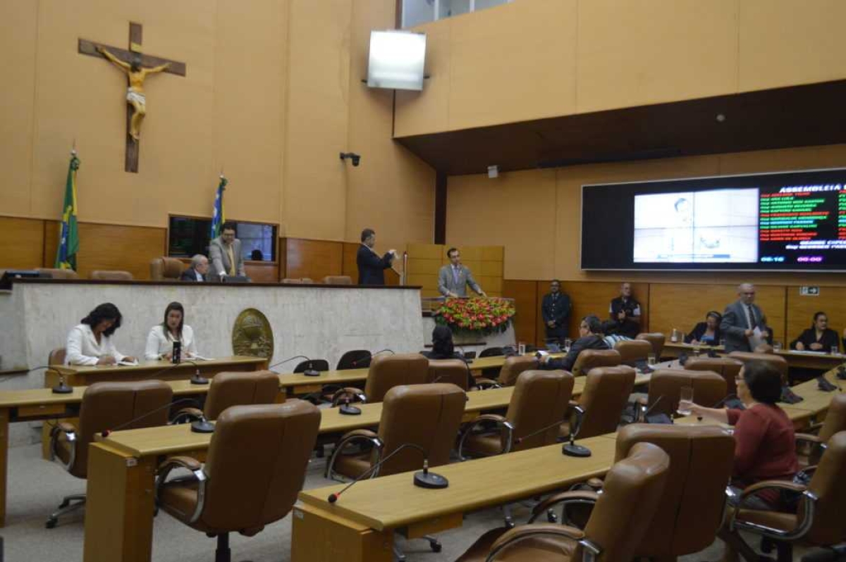 Projetos de reajuste para TCE e Defensoria Pública chegam à Alese (Foto: Arquivo Portal Infonet)