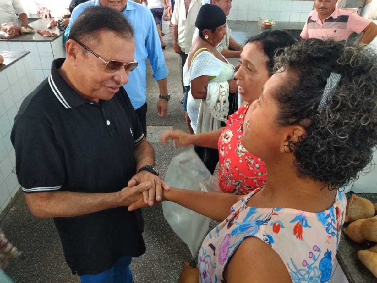 Gilmar Carvalho diz que estão "matando" a feira de Itabaiana (Foto: Assessoria Gilmar Carvalho)