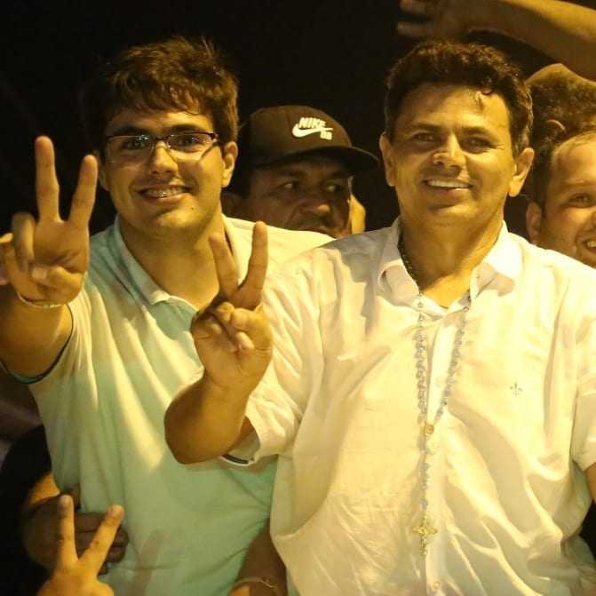 Talysson e Valmir teriam abusado de poder político e comprado votos (Foto: Reprodução/ Redes sociais/ Valmir de Francisquinho)