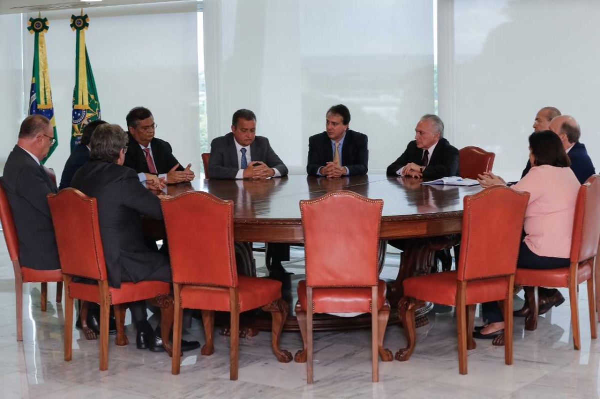 Na capital federal desde a última terça-feira (11), o governador de Sergipe participou da solenidade de posse do ministro José Múcio Monteiro na presidência do Tribunal de Contas da União (TCU). No mesmo dia, também acompanhou a reunião do Conselho Deliberativo da Sudene (Foto: Cesar Itiberê/ PR)