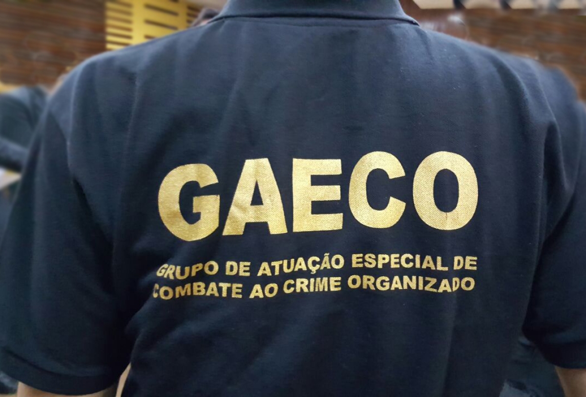 Gaeco de vários Estados dão apoio ao cumprimento dos mandados judiciais (Foto: MPE/GO)