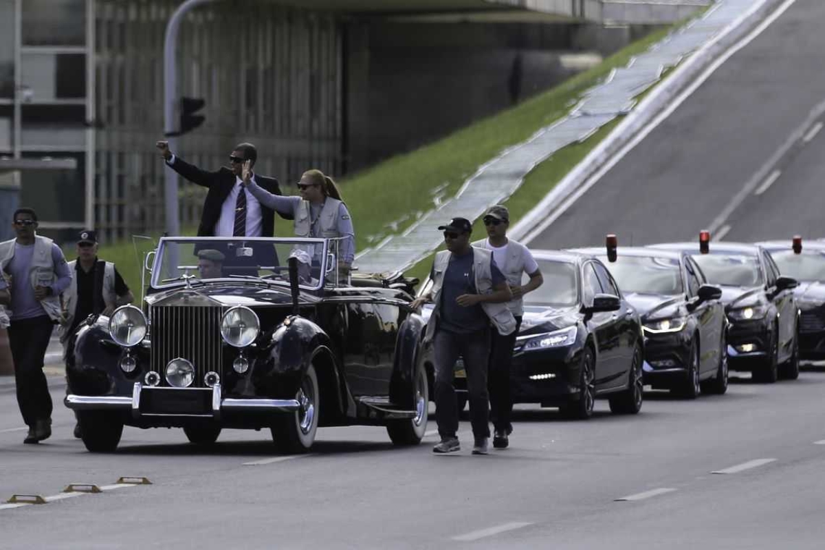 Ensaio da posse de Jair Bolsonaro tem desfile em carro aberto (Foto: Fabio Rodrigues Pozzebom/ Agência Brasil)