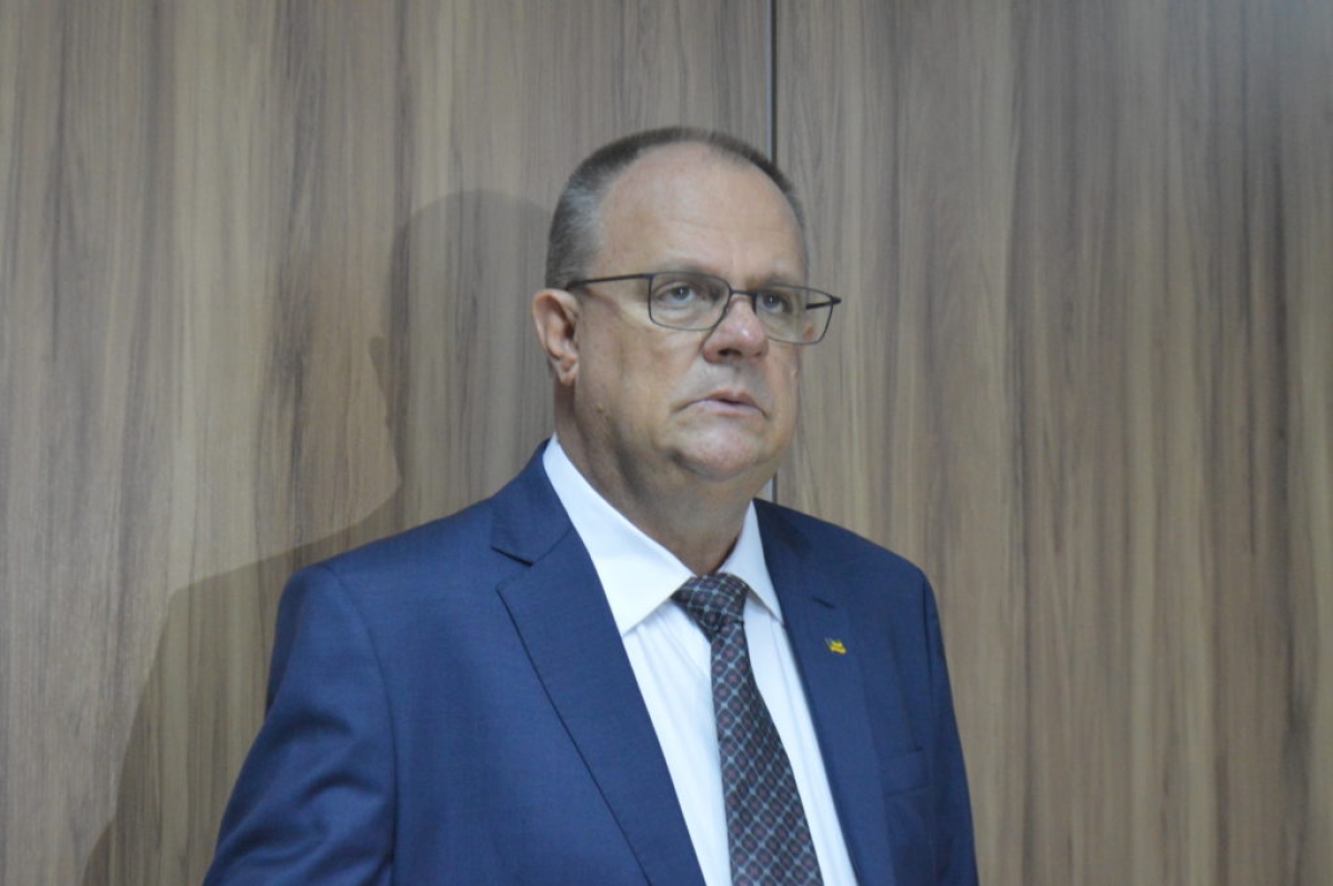 Governo quer empréstimo de R$250 mi para pagar folha dos aposentados (Foto: Portal Infonet)