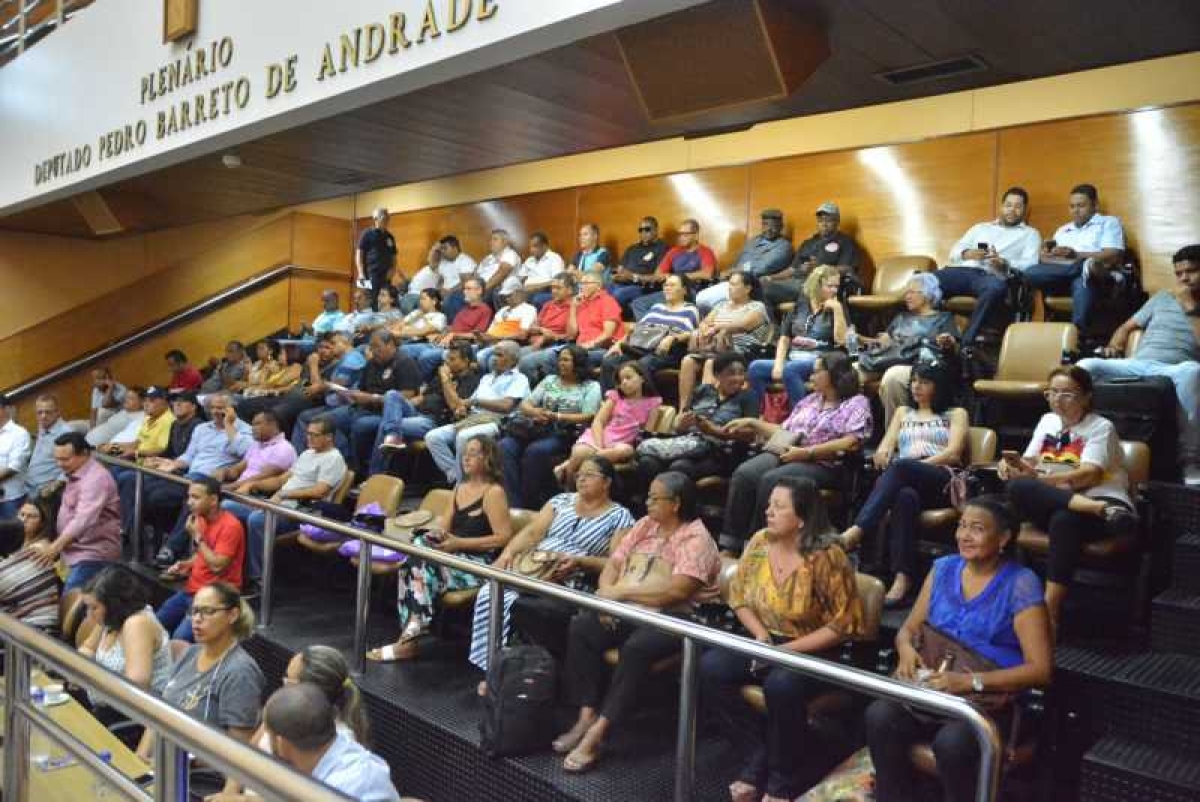 Professores apoiam com ressalva projeto que cede créditos para FINANPREV (Foto: Jadilson Simões/ Rede Alese)