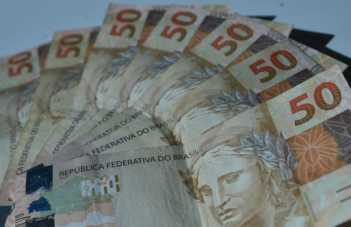 Número dos que guardaram dinheiro para cobrir gastos do início do ano aumentou em 2018 (Foto: Arquivo Agência Brasil)