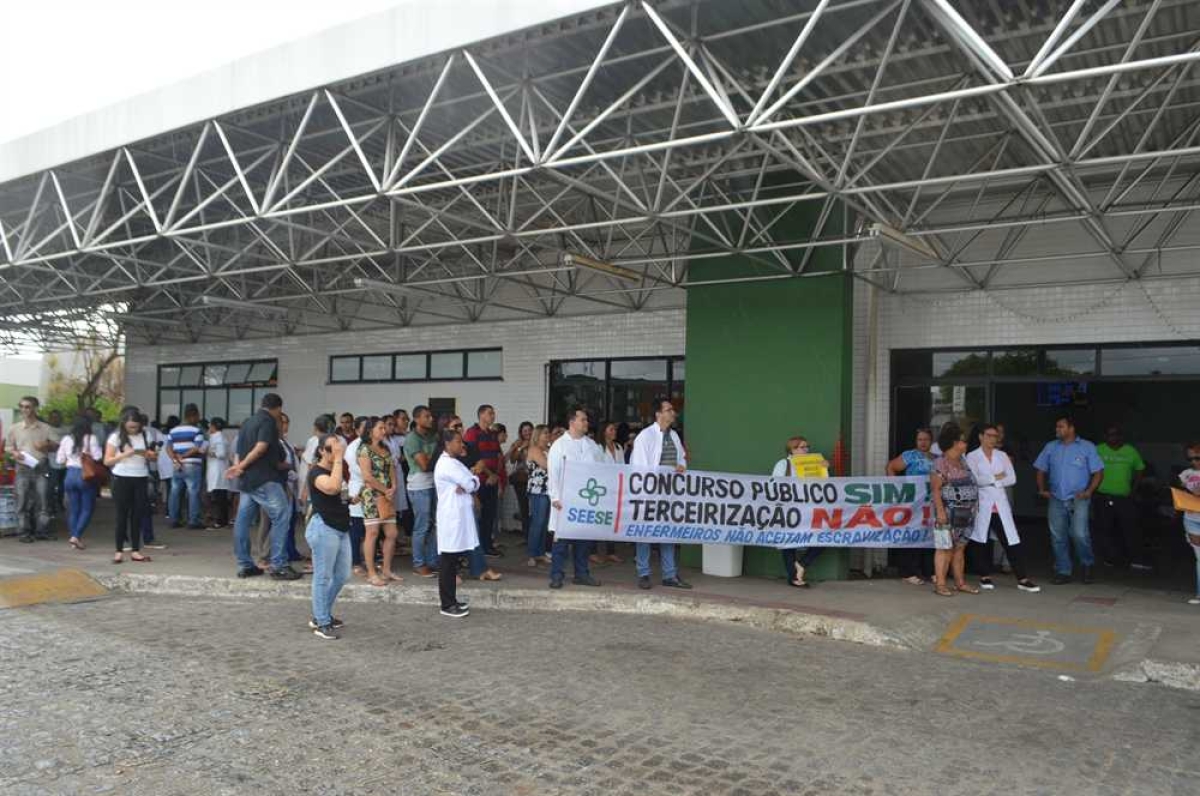 Categorias da saúde protestam no Nestor Piva contra medidas da SMS (Foto: Portal Infonet)
