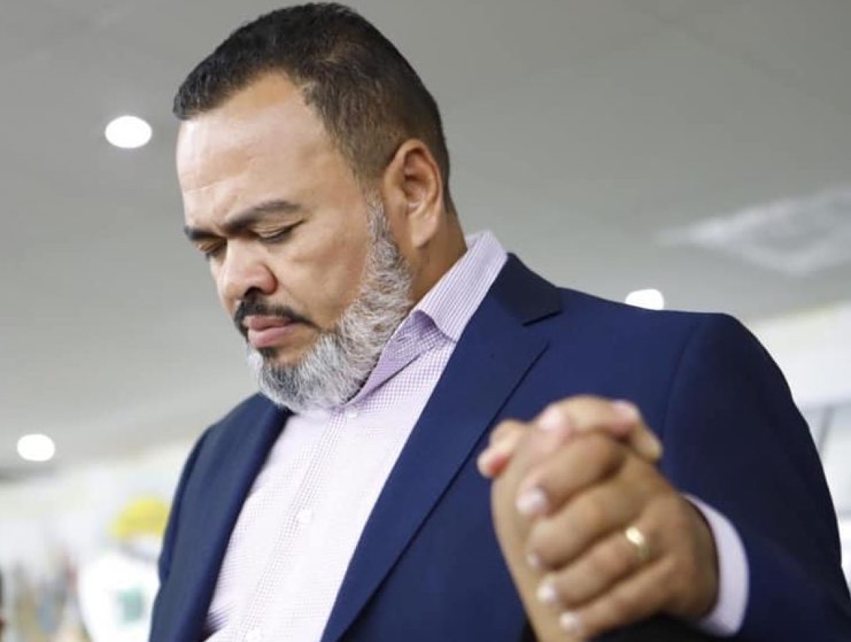 Valdevan Noventa será monitorado eletronicamente e fica proibido de se aproximar de testemunhas (Foto: Redes sociais)