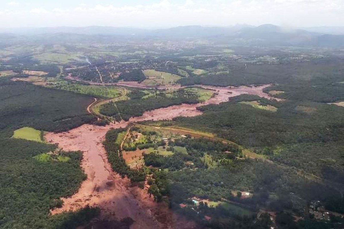 Vale admite possibilidade de vítimas em rompimento de barragem (Foto: Divulgação/ Corpo de Bombeiros de Minas Gerais)