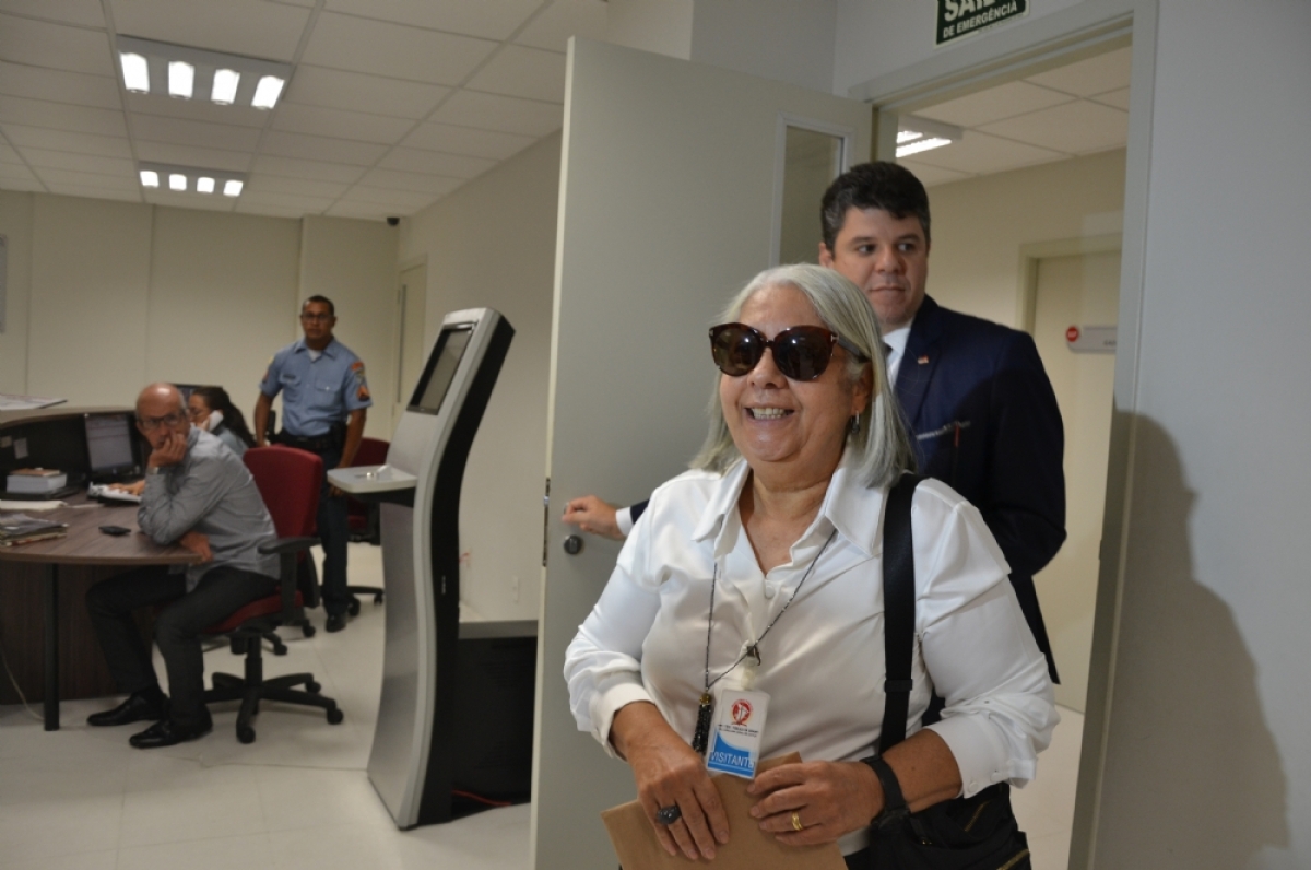 Marlene Calumby em audiência no MPE: responsabilidade das contratações sobre João Alves (Foto: Arquivo Portal Infonet)