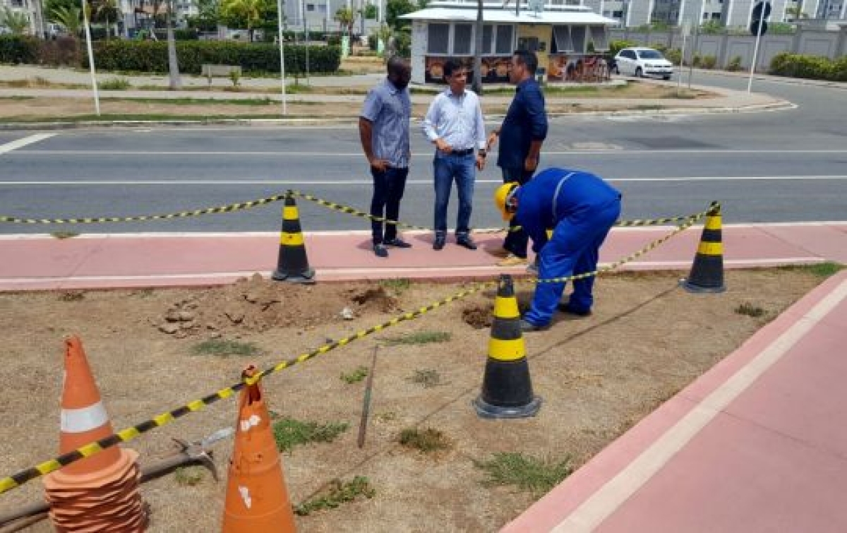 Radares começam a ser instalados na avenida Etelvino Alves de Lima (Foto: SMTT/Aracaju)