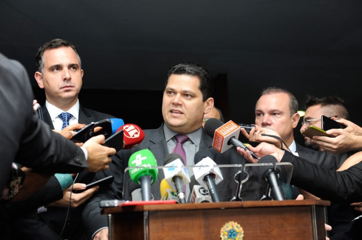 Presidente do Senado, senador Davi Alcolumbre (DEM-AP) concede entrevista (Foto: Jonas Pereira/ Agência Senado)