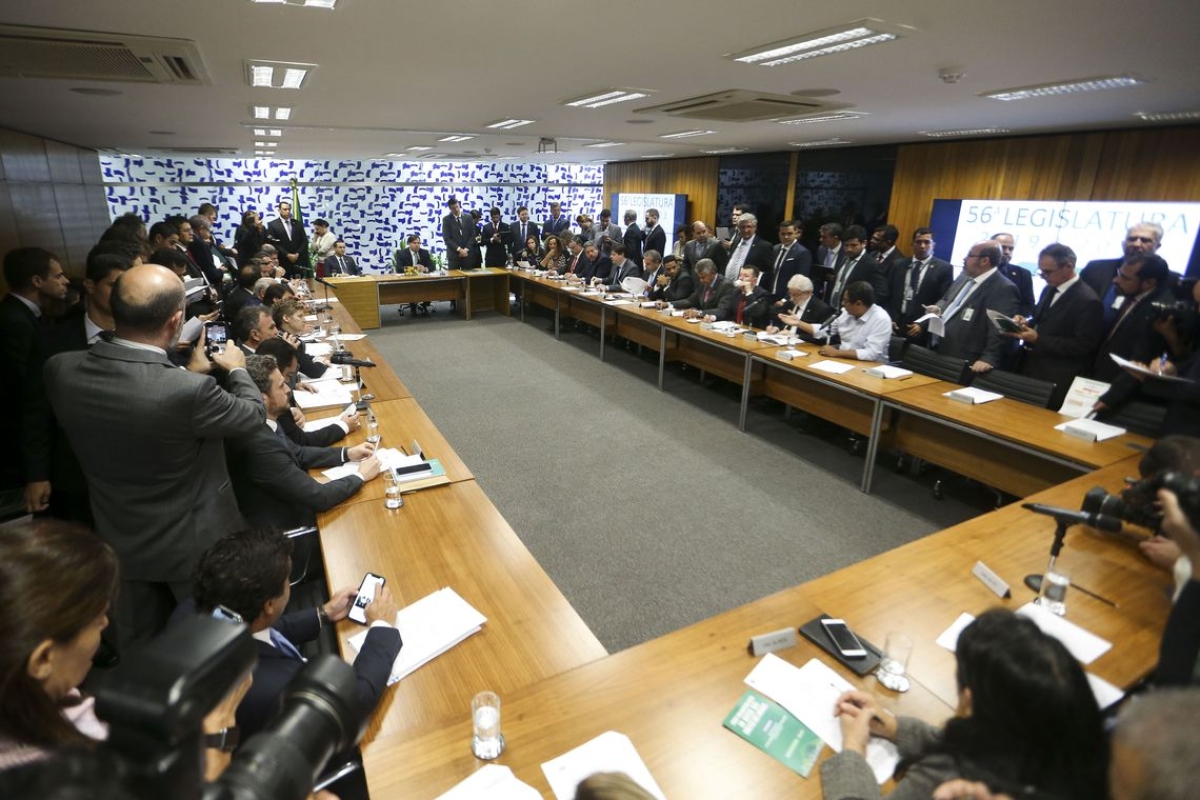 Deputados vão votar emendas ao cadastro positivo (Foto: Marcelo Camargo/ Agência Brasil)