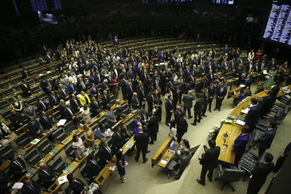 Proposta extinguirá aposentadorias especiais para parlamentares (Foto: Valter Campanato/ Agência Brasil)