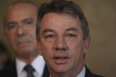 Governador de Roraima, Antonio Denarium, afirma que vai decretar estado de calamidade na saúde pública do estado (Foto: Antonio Cruz/ Agência Brasil)