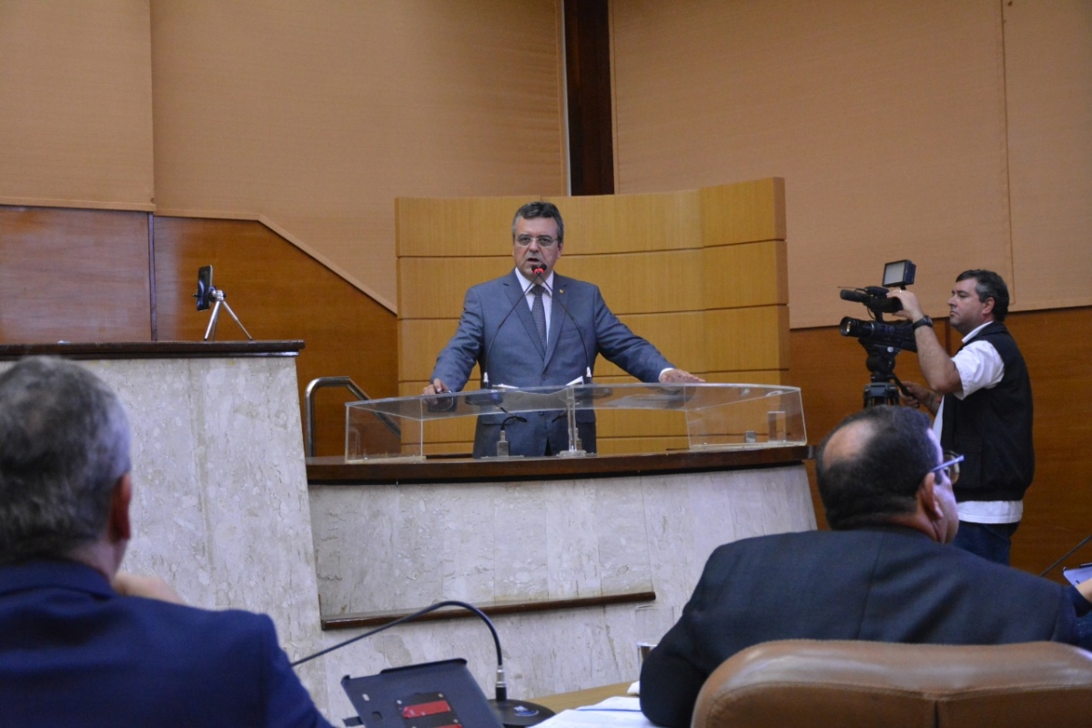 PL apresentado por Luciano Pimentel estabelece obrigatoriedade do atendimento preferencial para autistas  (Foto: Edu Almeida)