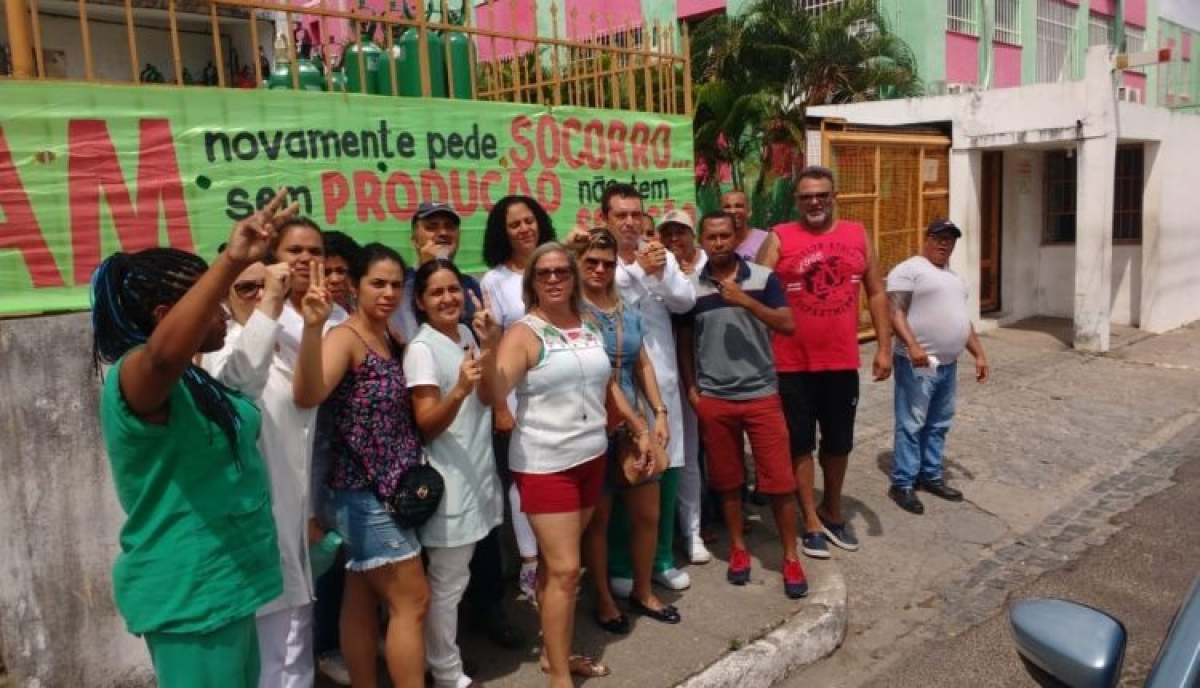 Servidores continuam sem salários e em greve no Hospital Amparo de Maria (Foto: Sintasa/SE)