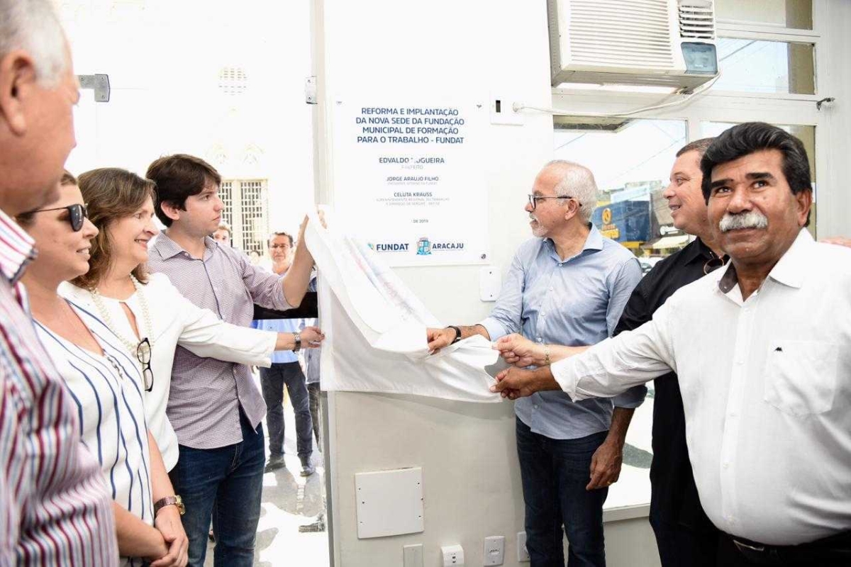 Prefeito de Aracaju inaugura nova sede da Fundat e anuncia 420 vagas para cursos profissionalizantes (Foto: Ana Lícia Menezes/ PMA)