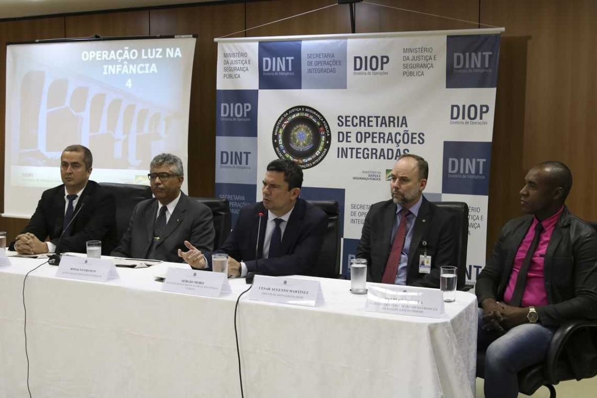 Mais de 100 suspeitos de divulgar pornografia infantil foram presos (Foto: Marcello Casal Jr./ Agência Brasil)