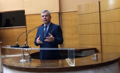 Iran Barbosa cobra pontualidade no pagamento dos aposentados e reajuste do Piso do Magistério (Foto: Assessoria Iran Barbosa)