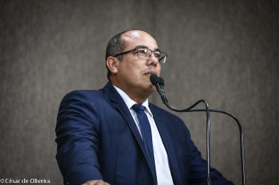 "O cara não pode apontar o dedo pra mim tendo o rabo do lado de fora", alerta Cabo Amintas (Foto: César de Oliveira)
