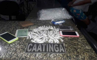 Polícia de Caatinga prende 3 homens com drogas (Foto: CIOPAC/SE)