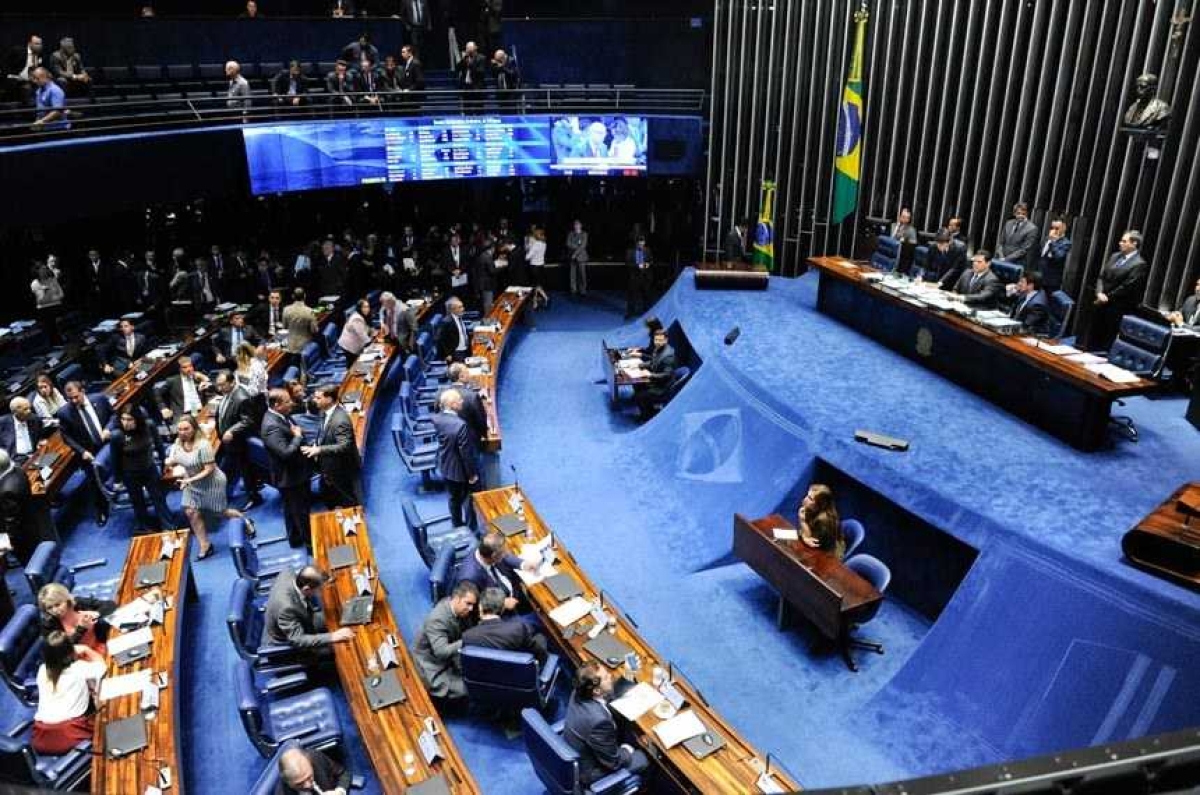 Aprovada PEC que permite repasse direto de emendas para estados e municípios (Foto: Jonas Pereira/ Agência Senado)