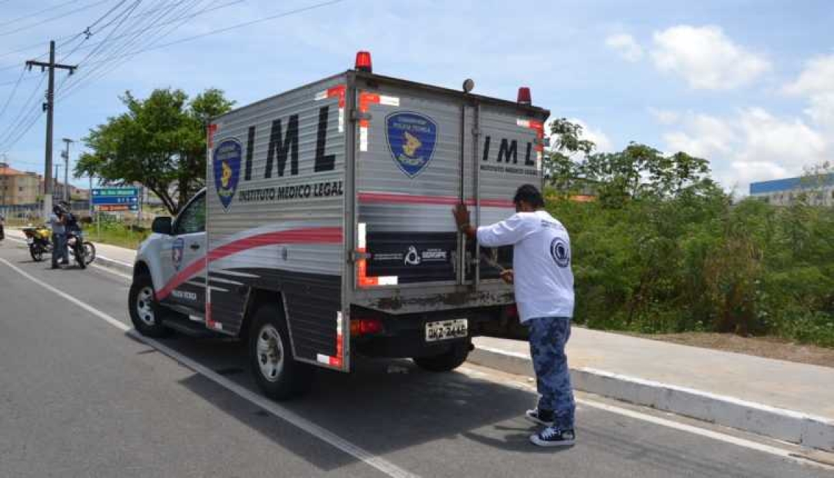 Corpo chegou ao IML à tarde (Foto: Arquivo Portal Infonet)