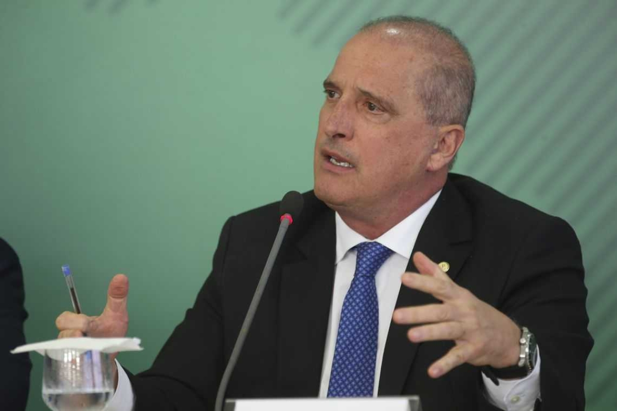 Governo Federal anuncia R$ 500 milhões do BNDES para caminhoneiros autônomos (Foto: Antonio Cruz/ Agência Brasil)