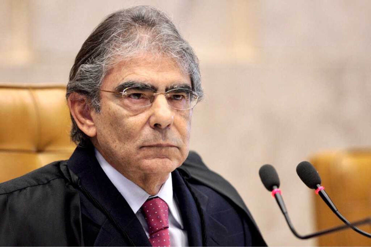 Carlos Britto para Dias Tofolli e Alexandre de Moraes: "quem investiga, não julga" (Foto: Arquivo STF)