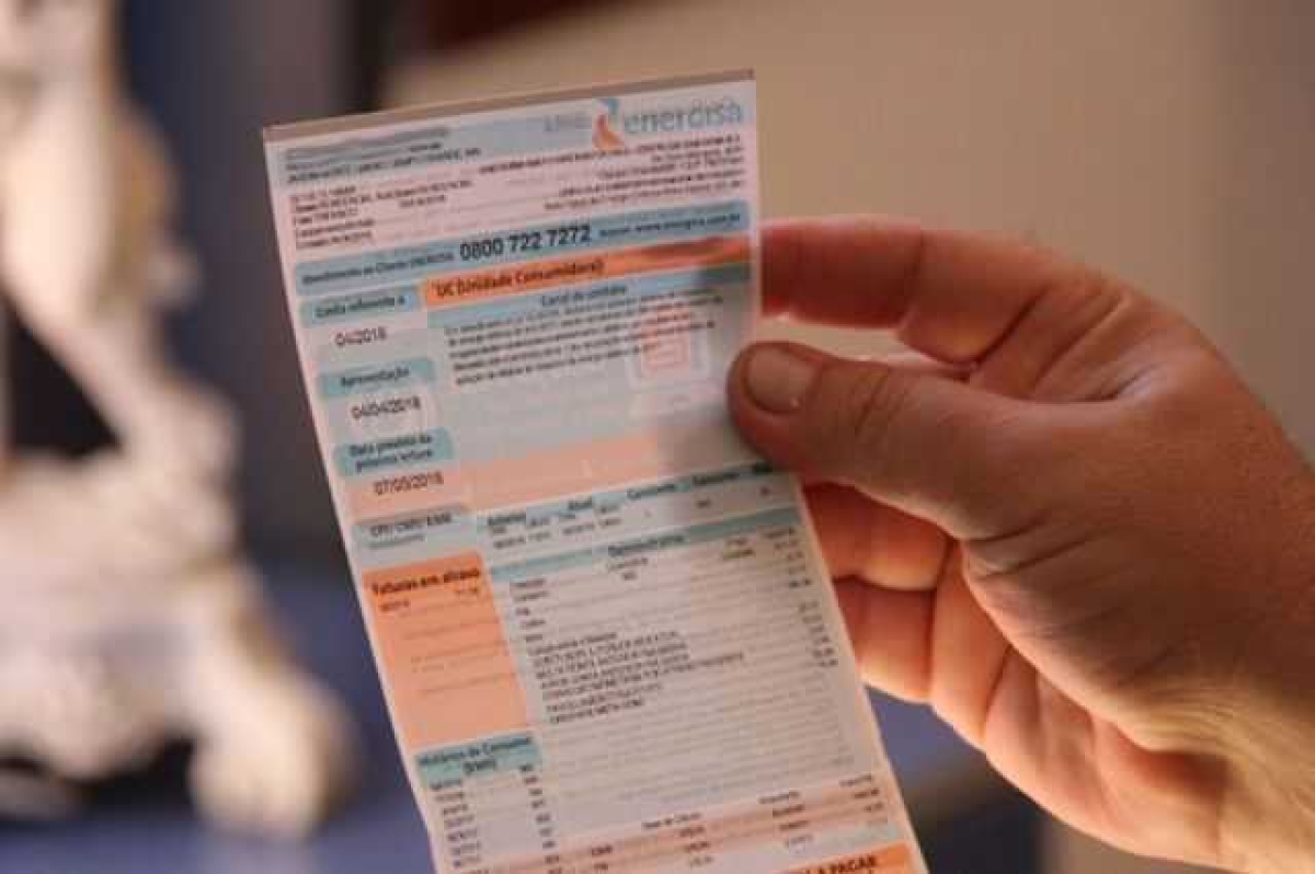 Aneel aprova reajuste de 2,80% na conta de luz dos consumidores de Sergipe (Foto: Via Lagarto Como Eu Vejo)