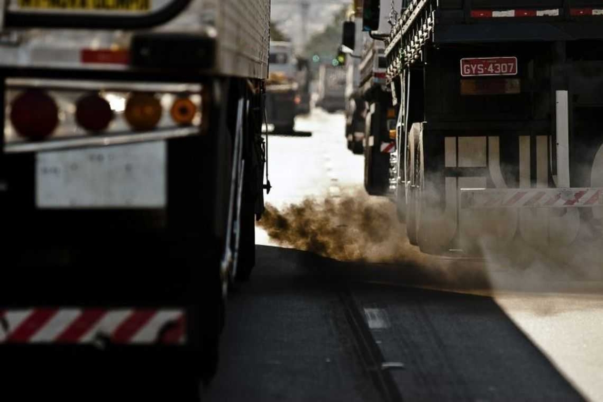 Doze governadores comprometem-se com redução da emissão de gases (Foto: Arquivo Agência Brasil)