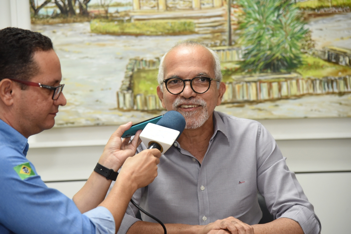 Em entrevista, prefeito afirma que Aracaju não está em risco de surto de dengue (Foto: Ana Lícia Menezes/ PMA)