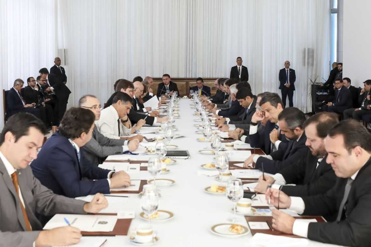 Jair Bolsonaro reúne ministros para avaliar ações e discutir prioridades (Foto: Marcos Corrêa/ PR)