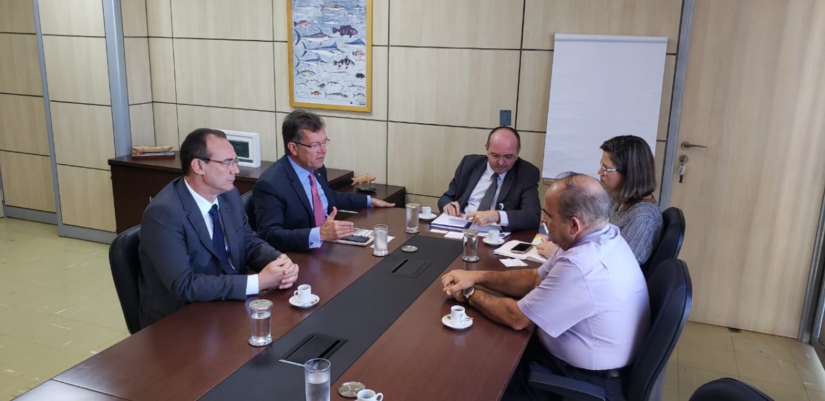 Laércio Oliveira solicita ao Ministério da Agricultura a conclusão de terminal pesqueiro (Foto: )