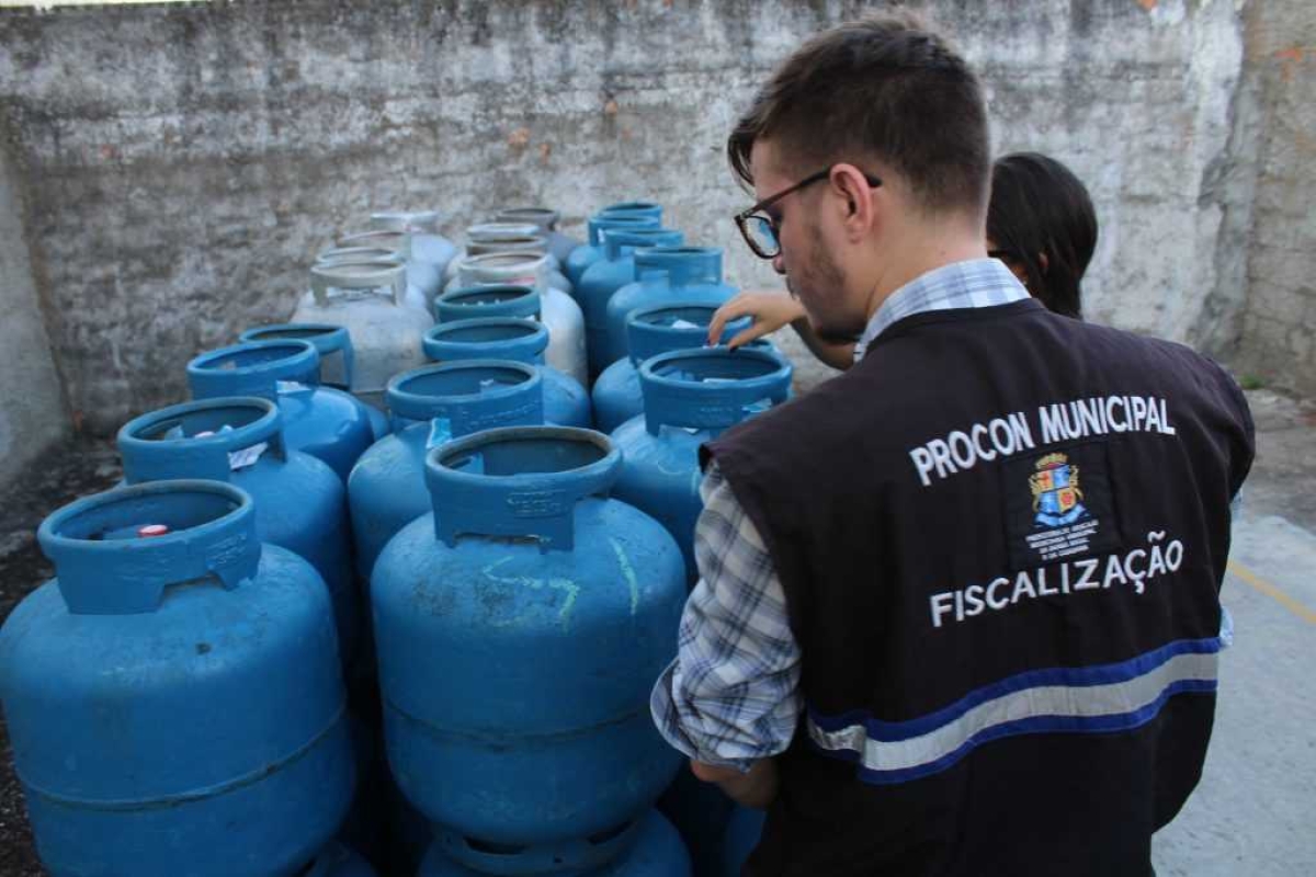 Pesquisa compara preços do gás de cozinha em Aracaju (Foto: Semdec/Aracaju)